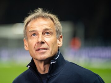Klinsmann vor Heim-EM: Gute Chance, für Furore zu sorgen - 2006 hatte das deutsche Team unter Jürgen Klinsmann bei der Heim-WM eine riesige Euphorie entfacht.