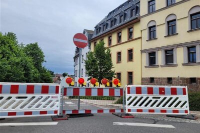 Kommando zurück: Chemnitzer Straße in Mittweida erneut gesperrt - Die Sperrung wieder in Kraft: Vom oberen Kreisverkehr kann man nicht mehr in Richtung Innenstadt fahren.