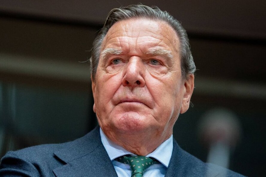 Kommentar zu Schröders Russland-Jobs: Ist da mehr als Putin? - Altkanzler Gerhard Schröder (SPD).