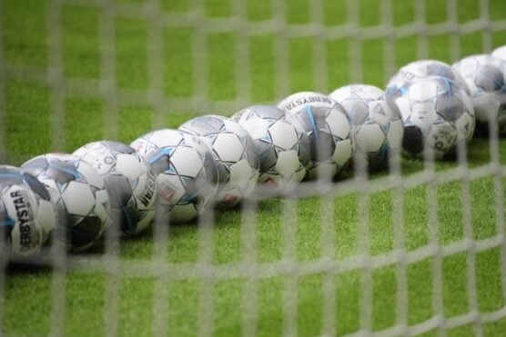 Das Sozialministerium bewertet Freizeitsport als Privattreffen, die Sportverbände, darunter der Sächsische Fußball-Verband, nicht.