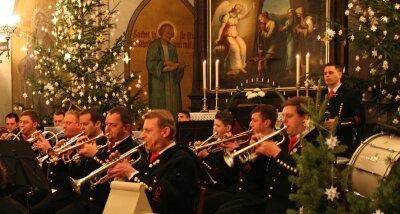 Konzert bringt 1224 Euro für Kirche - 
              <p class="artikelinhalt">Das Bergmannsorchester Fell gab in der Kirche der Bergstadt ein mitreißendes Konzert. </p>
            