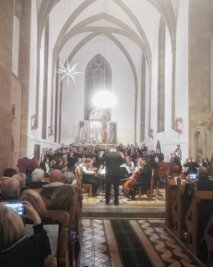Konzert lässt Sorgen und Probleme vergessen - Orchester, Chöre und Solisten vereinten ihr Potenzial zur Aufführung der Messe G-Dur von Johann Gotthilf Tag.