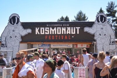 Kosmonaut-Festival in Chemnitz: Tausende Besucher am Rabensteiner Stausee - 