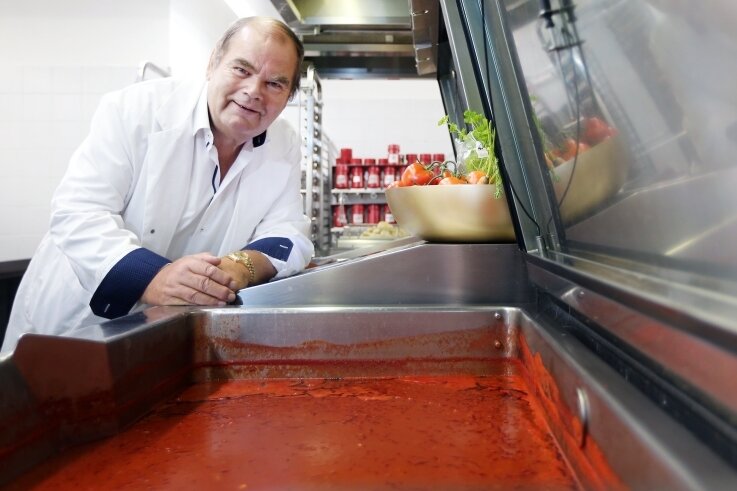 Wilfried Hänchen ist Chef der Unternehmensgruppe Hänchen, die täglich rund 20.000 Mittagessen ausliefert. Der Rochlitzer sagt: Der jetzige Preis pro Speise ist nicht zu halten. 