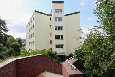 Krankenhaus in Reichenbach steht vor dem Aus - Die Paracelsus-Klinik in Reichenbach. Wie verlautet, sei das insolvente Haus in der jetzigen Form nicht weiter betreibbar. 