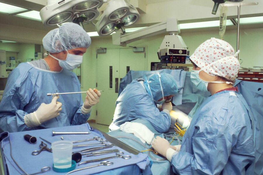 Krankenhausreport: Nur Kliniken mit Erfahrung sollen noch operieren