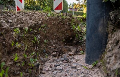 Kriebsteiner investieren in Flutvorsorge - Dieser Verbindungsweg in der Weilbergsiedlung wurde durch starken Regen ausgespült. 
