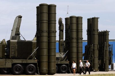 Krieg gegen die Ukraine: So ist die Lage - Das System S-300 dient eigentlich der Flugabwehr. Im Ukrainekrieg werden die Raketen aber oft auch zum Beschuss feindlicher Bodenziele eingesetzt.