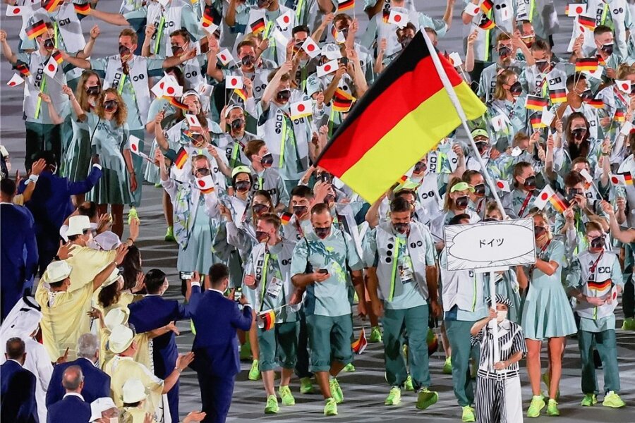 Einmarsch der deutschen Delegation zur Eröffnungsfeier der Olympischen Spiele am vergangenen Freitagabend in Tokio. 