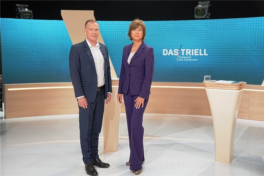 Kritik an Moderatoren des TV-Triells: Echte Profis? - Die Moderatoren Oliver Köhr (ARD) und Maybrit Illner (ZDF). Foto: Michael Kappeler/dpa-Pool/dpa