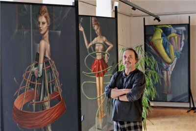 Künstler führt durch eigene Ausstellung in Glauchau - Thomas Heinicke lädt zur Führung durch seine eigene Ausstellung ein.