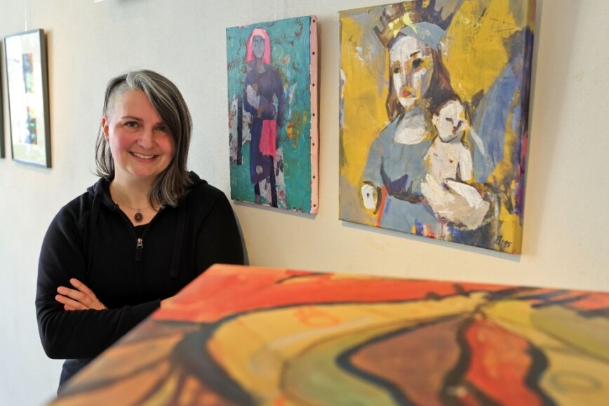 Künstlerin Ramona Markstein engagiert sich in der Ukraine-Hilfe - 