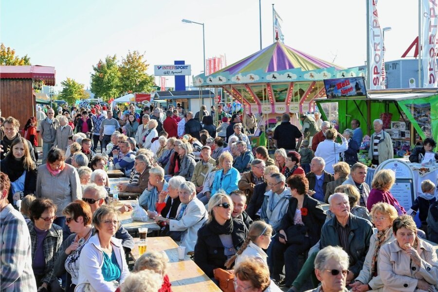 Das Kürbisfest in Meerane war in der Vergangenheit ein Besuchermagnet. 2019 strömten 23.400 Gäste auf die Festmeile. 