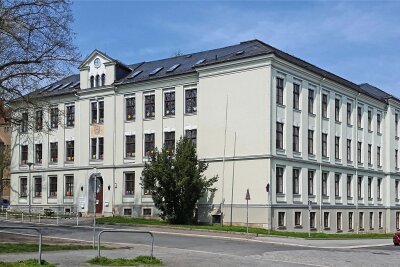 Kultureller Frühschoppen widmet sich am Samstag der Geschichte der Plauener Seumeschule - Die frühere Seumeschule im Stadtteil Haselbrunn gehört heute zur Rückertschule.