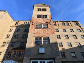 KZ-Sachsenburg im Landtag: Antrag zu Gedenkstätten-Förderung abgelehnt - Das Gebäude des ehemaligen KZ Sachsenburg in Frankenberg.  