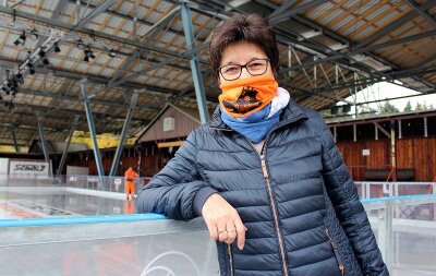 Längerer Lockdown in Aussicht: Oelsnitz schaltet Eisbahn ab - Ines Puhan, Geschäftsführerin der Stadtwerke Oelsnitz. 