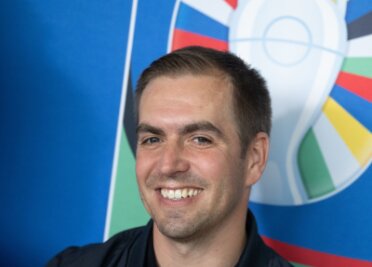 Lahm begeistert: Fanmärsche als "neuestes Massenphänomen" - Philipp Lahm fungiert bei der Europameisterschaft als Turnierdirektor.