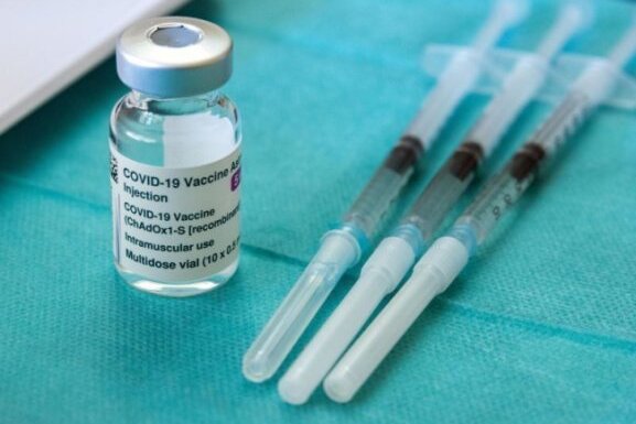 Landesärztekammer Sachsen: Ärzte werden mit impfkritischem Flyer überschwemmt