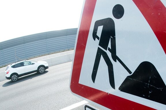 Landesregierung macht zusätzlich 40 Millionen Euro für Straßenbau 2020 locker - 