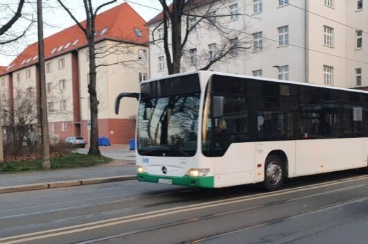 Landkreis Zwickau: Bus und Bahn kehren zu Normalbetrieb zurück - Im Öffentlichen Personennahverkehr gilt ab Montag im Landkreis Zwickau wieder der Regelfahrplan.