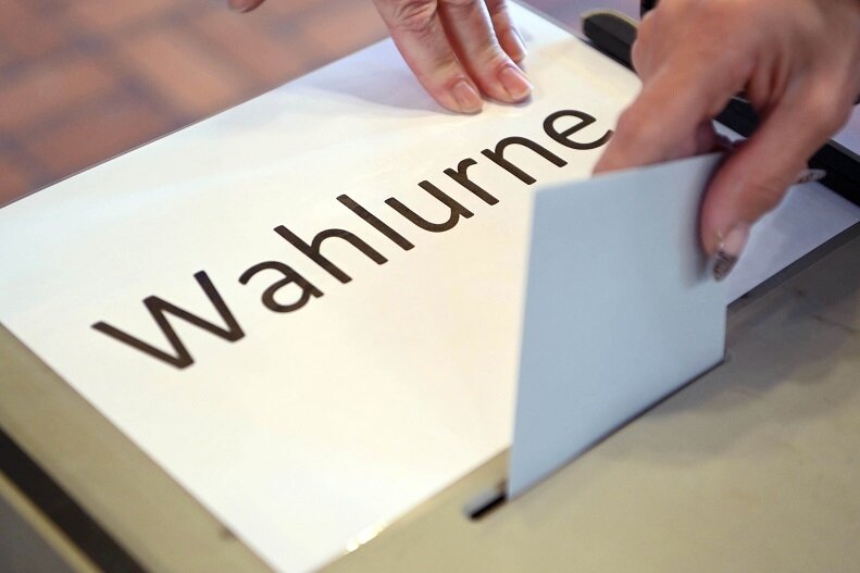 Landratswahl in Mittelsachsen: Diese Kandidaten treten an - Die Landratswahl in Mittelsachsen findet am 12. Juni statt.