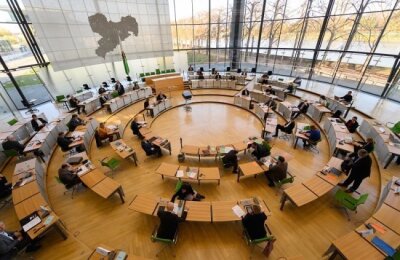 Landtag beschließt Diätenerhöhung ab April 2022 - 