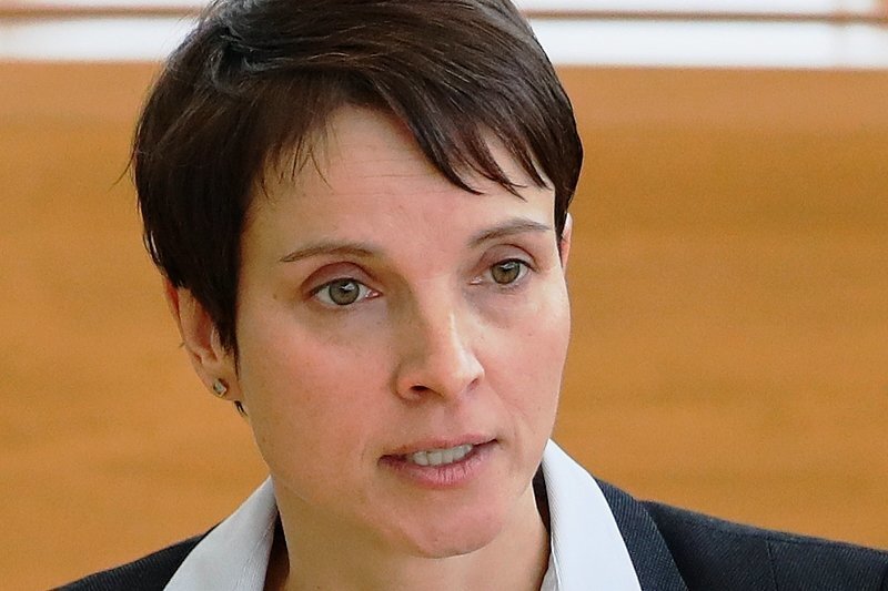 Landtag hebt Frauke Petrys Immunität erneut auf - Frauke Petry - Bundestags- und Landtagsabgeordnete