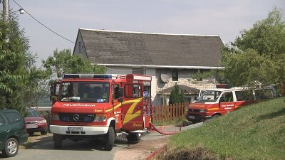 Langenweißbach: Brand im Haus des Bürgermeisters - Im Wohnhaus des Bürgermeisters von Langenweißbach, Jens Wächtler, hat es am Mittwochvormittag gebrannt.