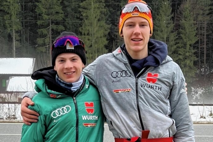 Langläufer freuen sich auf internationale Premiere - Bescherten sich kurz vor Weihnachten selbst: Die Klingenthaler Skilangläufer Jonas Albrecht (links) und Janik Weidlich (rechts). 