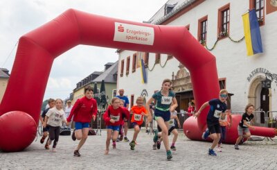 Laufen im Quadrat - Sportwochenende zum Marienberger Stadtjubiläum - 