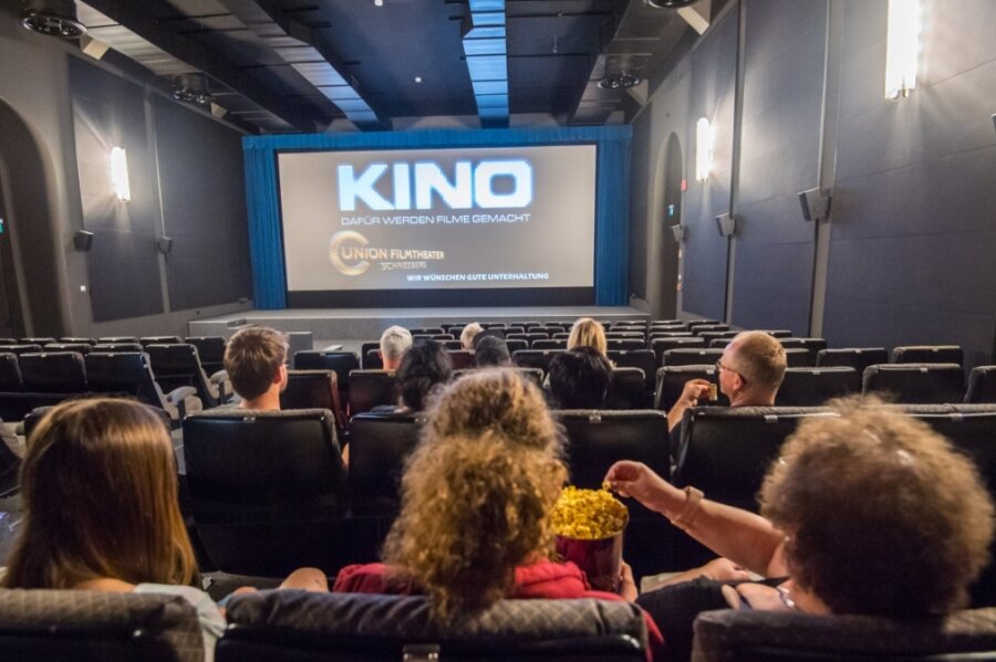 Das Union Filmtheater in Schneeberg. Betreiberin Katharina Repp beklagt Preissteigerungen und Personalmangel, denkt aber dennoch positiv in die Zukunft. 