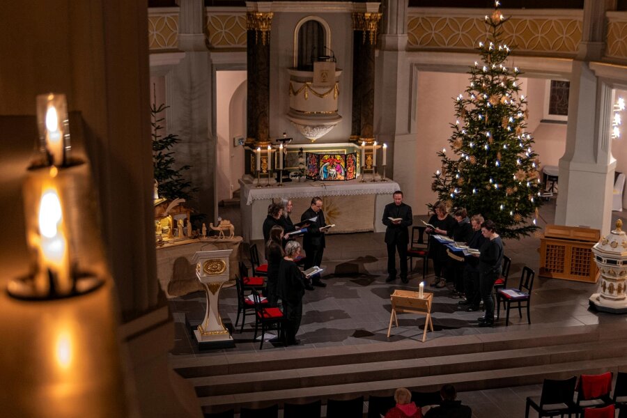 Laurentiuskirche Auerbach begeht Lichtmess mit besonderer Vesper - Bereits im vorigen Jahr gab es zu Lichtmess gregorianischen Gesang in der Auerbacher Laurentiuskirche.