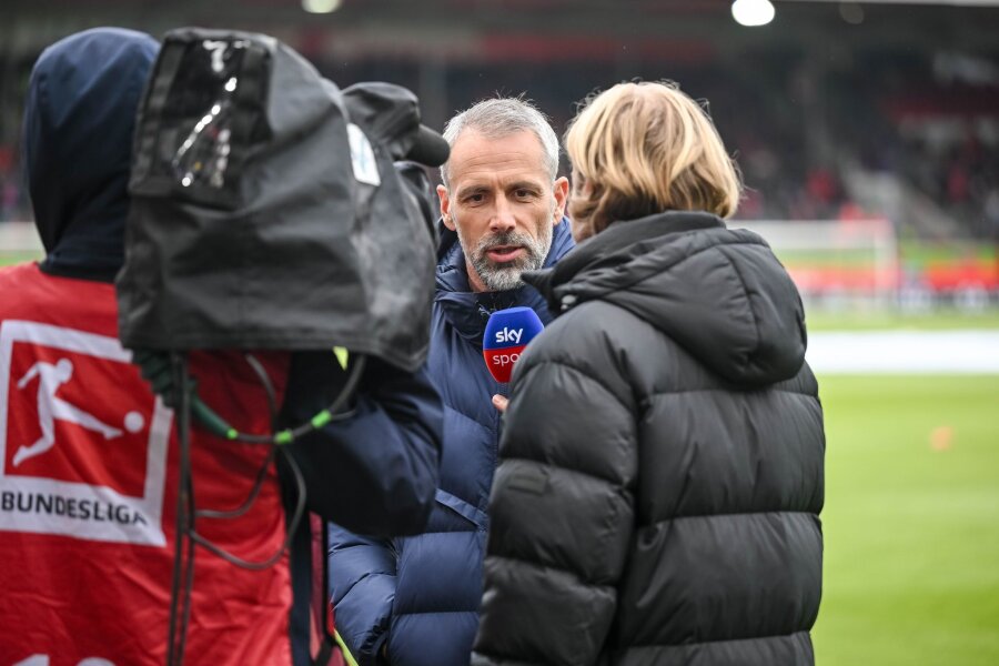 Leipzig bereit für BVB: Top Four bleiben das Ziel - Leipzigs Trainer Marco Rose vor dem Spiel beim Sky Interview.