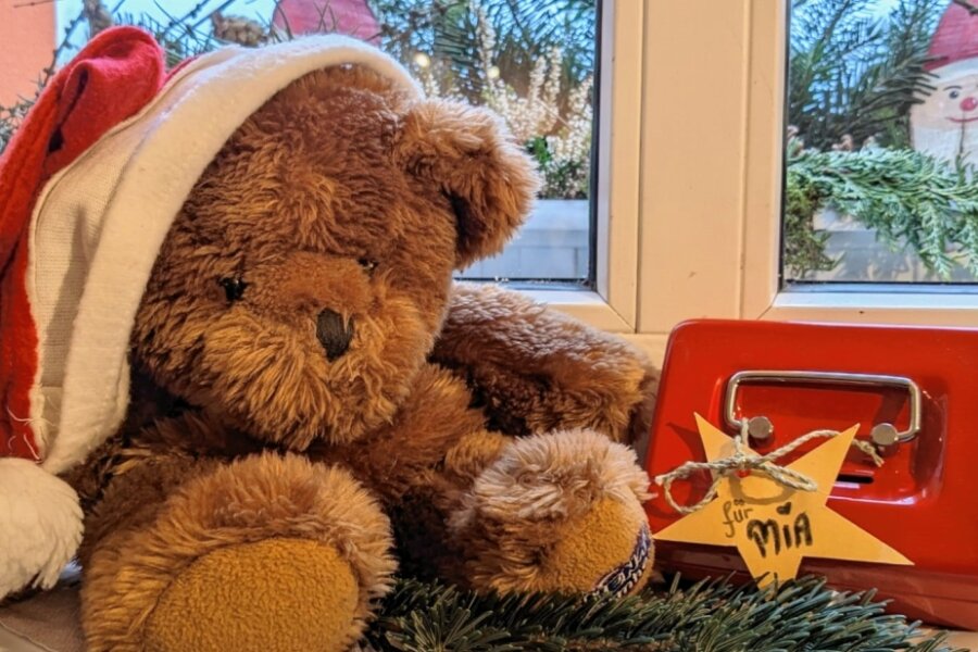 "Leser helfen": Auch Mias Kindergarten hilft - Frohe Weihnachten. Mit diesem lieben Gruß sagt die Schönbacher Kita Kuschelbär allen Danke, die in den letzten Tagen für Mias Familie gespendet haben.