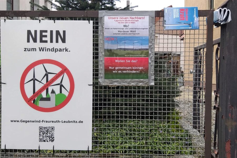 Leubnitzer und Fraureuther laufen Sturm gegen Windräder im Werdauer Wald - Große Plakate an vielen Zäunen von Gärten und Grundstücken in Leubnitz und Fraureuth machen deutlich: Die Einwohner wollen keine Windräder im Werdauer Wald.