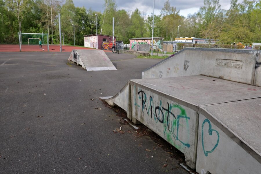 Lichtenstein: Jugendclub-Fans wollen nicht länger warten - Skatepark und Bolzplatz könnten ausgebaut und hier ein regulärer Jugendtreffpunkt eingerichtet werden, so die Idee der Gruppe, die die Vereinsgründung vorbereitet. Mit der Stadtverwaltung hat man darüber noch nicht gesprochen.