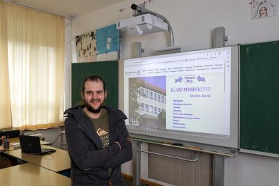 Lichtenstein: Kleist-Oberschule lädt ein - Schulleiter Sebastian Schmidt wirbt mit dem Slogan „Klare Perspektive: Gute Schule, guter Job“.