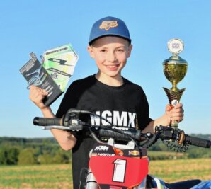 Lichtensteiner nach einjähriger Pause nicht zu stoppen - Hardy Kretzschmar aus Lichtenstein ist Sachsenmeister in der Klasse Bambini im Motocross. 