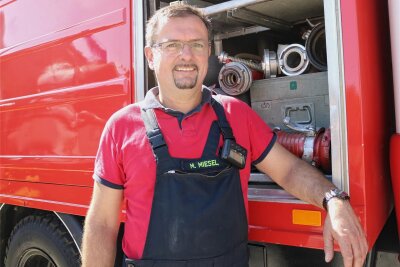 Lichtenwalder Feuerwehrleute stehen zu ihrem Chef: Matthias Miesel erneut im Amt bestätigt - Matthias Miesel bleibt Leiter der Freiwilligen Feuerwehr Lichtenwalde.