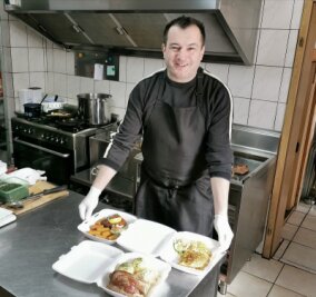 Liefer- und Abholservice soll die Existenz sichern - Gastronom Mario Flechsig