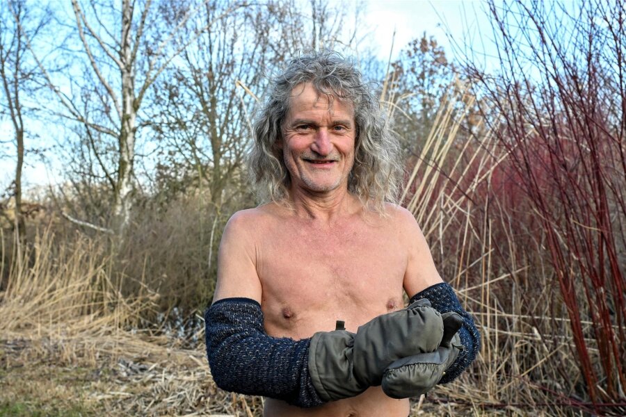 Limbachs Nackt-Läufer ist auf der Suche nach Mitstreitern - Jeden Tag geht Thomas Kritz laufen – vorzugsweise nackt in den Limbacher Teichgebieten. Aktuell sucht der 63-Jährige nach Mitstreitern und bietet Laufunterricht an.