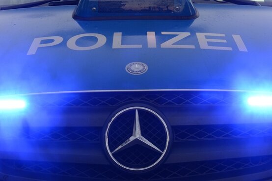 Linienbus beschossen - Chemnitzer Polizei erbittet Zeugenhinweise - 