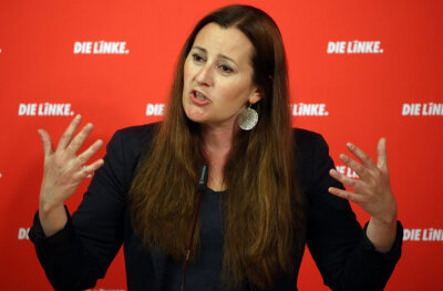 Linke-Chefin spricht in Zwickau vor 30 Zuhörern - Janine Wissler - Partei-Chefin Linke