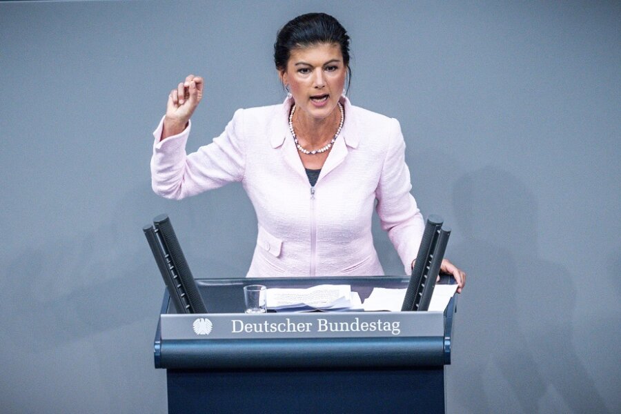 "Viel Zustimmung aus der Bevölkerung": Sahra Wagenknecht (Linke) während ihrer Bundestagsrede zum "Wirtschaftskrieg". 