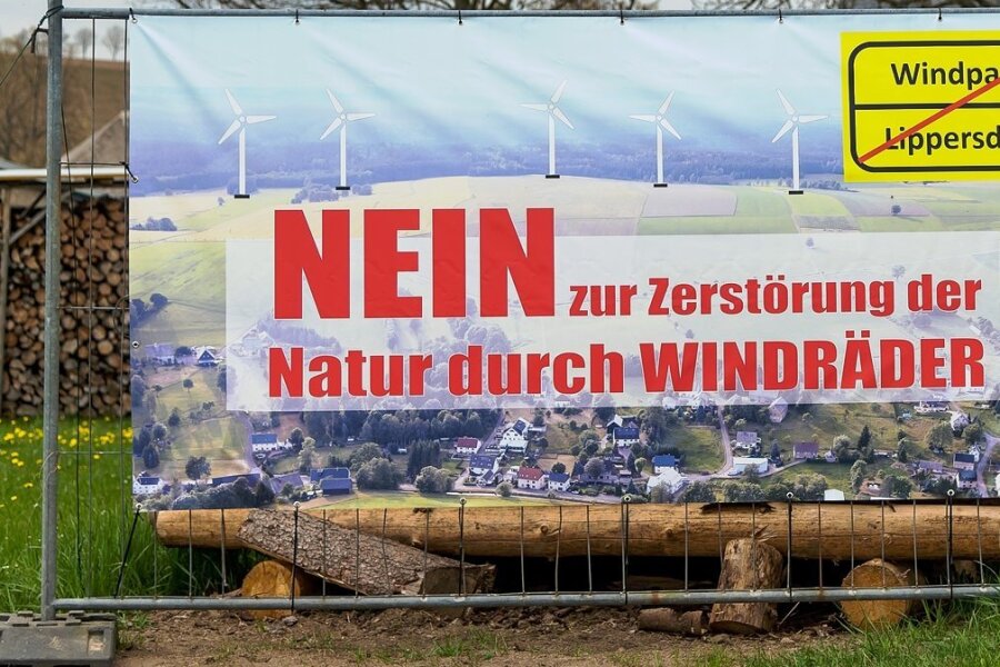 Lippersdorfer sagen Nein zu Windparkplänen - Was die Lippersdorfer von der Idee eines Windparks halten, kann jedermann an den Ortseingängen sehen. 
