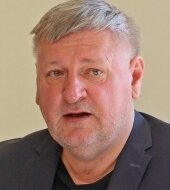"Lohengrin": Erst Politikum, jetzt abgesagt - Roland May - ScheidenderGeneralintendant