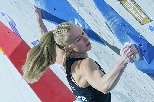 Lucia Dörffel: So will die Meisterin im Bouldern aus Chemnitz bei der WM im Sportklettern abräumen - Am Bouldern gefällt Lucia Dörffel - hier beim Weltcup im südkoreanischenSeoul in Aktion - die Vielseitigkeit. 