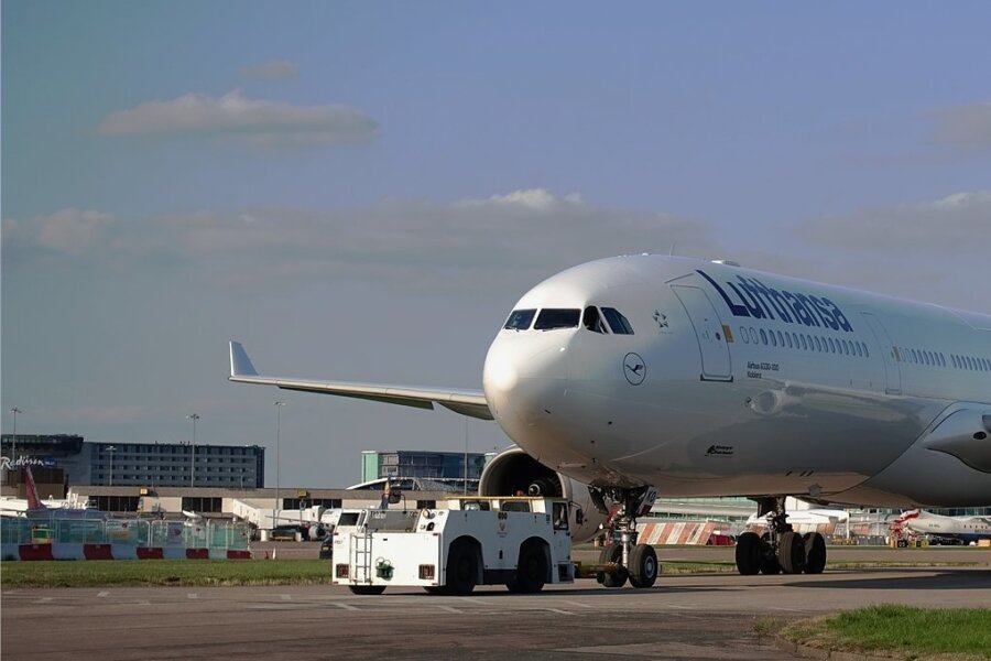 Lufthansa-Airbus "Zwickau" wieder in der Luft - 