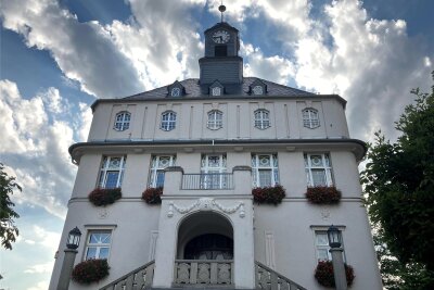 Lugau muss mehr Geld für Turnhalle der Oberschule ausgeben - Der Technische Ausschuss tagte im Rathaus in Lugau.