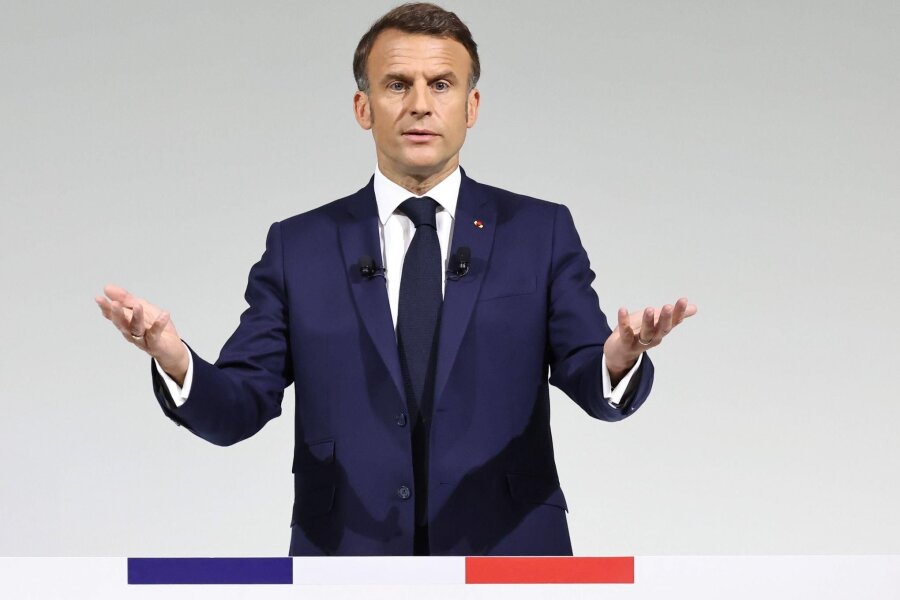 Macron nach Europawahlen: Wir sind an einem historischen Punkt angelangt - Frankreichs Präsident Emmanuel Macron erklärt auf einer Pressekonferenz, warum er die Nationalversammlung auflösen und das Parlament neuwählen lassen will.